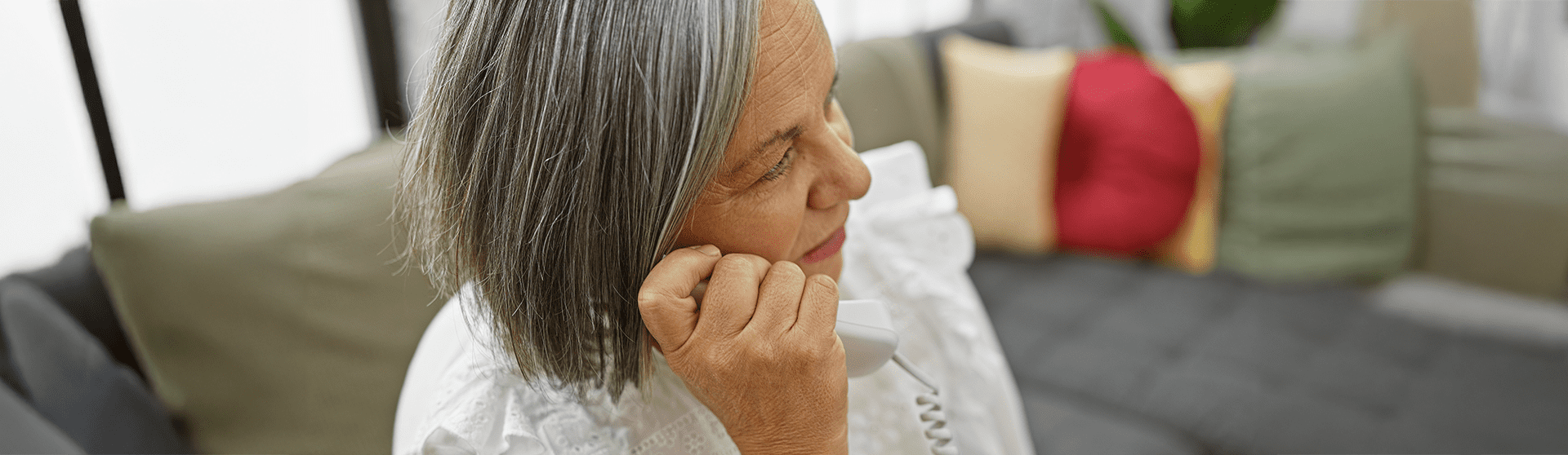 Elderly lady on the phone